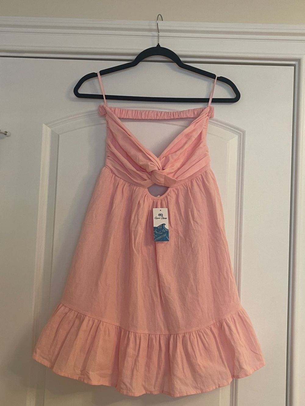 Sleeveless Knotted Front Mini Dress in Light Pink